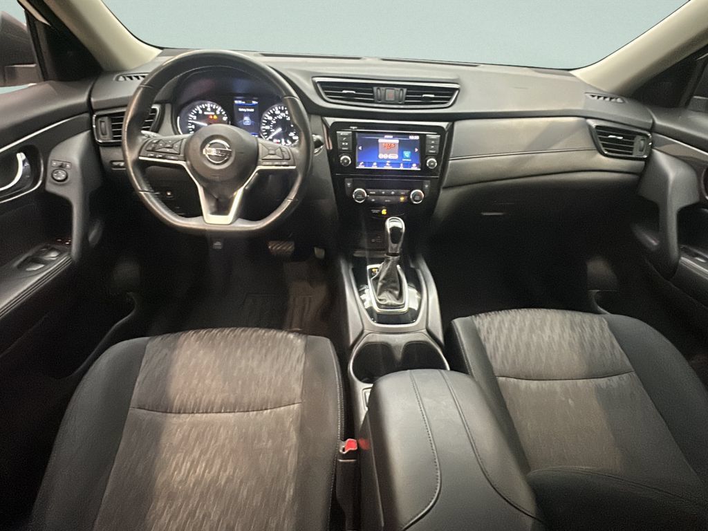 Used 2018 Nissan Rogue SV AWD/4WD image 21