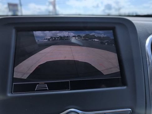 Used 2024 Chevrolet Equinox LT FWD image 20
