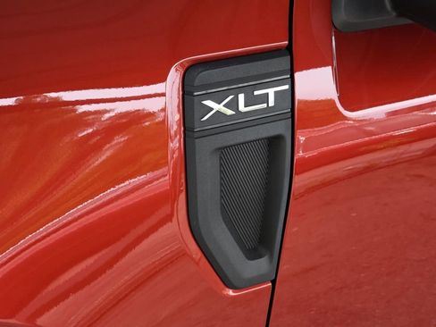 Used 2022 Ford Maverick XLT FWD image 29