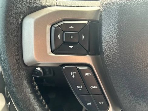 Used 2020 Ford F250 Lariat w/ Chrome Package AWD/4WD image 30