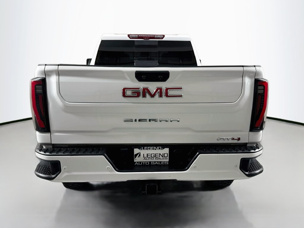 Used 2024 GMC Sierra 2500 AT4 w/ AT4 Premium Plus Package AWD/4WD image 7