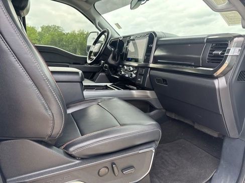 Used 2023 Ford F350 Lariat w/ FX4 Off-Road Package AWD/4WD image 27
