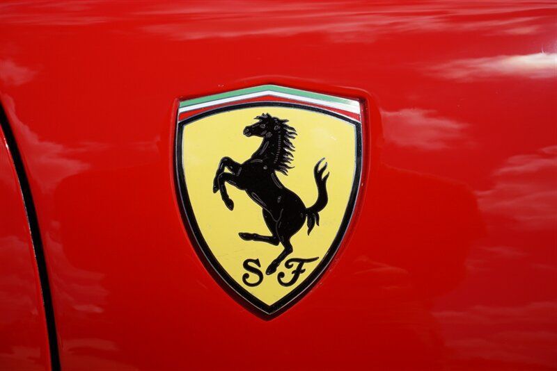 Used 2001 Ferrari 550 Maranello Coupe RWD image 35