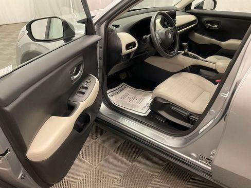 Used 2024 Honda HR-V LX image 4