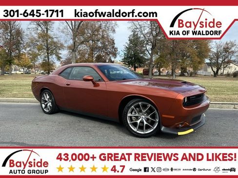Used 2022 Dodge Challenger GT image 1