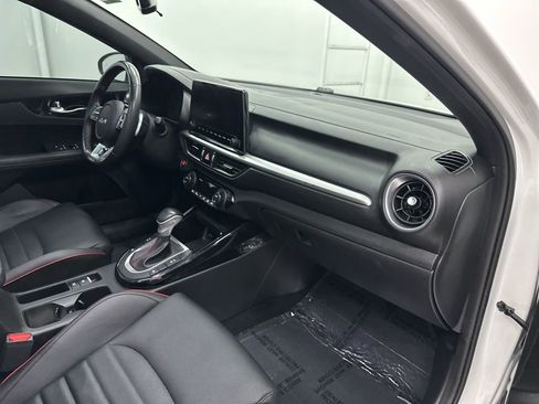 Used 2023 Kia Forte GT w/ GT2 Package image 26