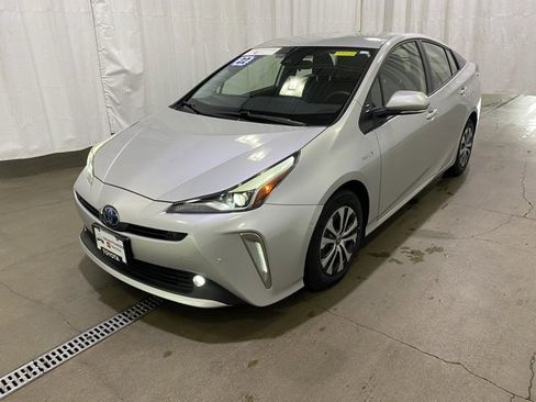 Certified 2022 Toyota Prius LE image 8
