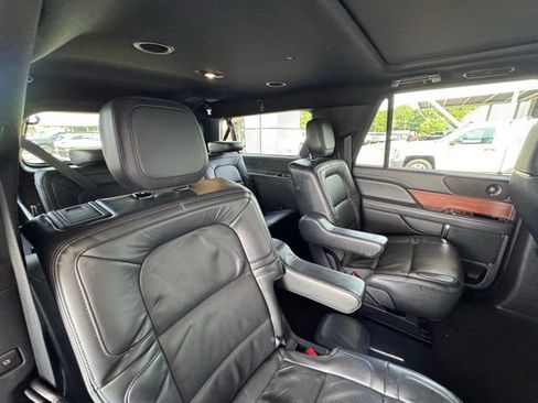 Used 2023 Lincoln Navigator L Reserve image 26