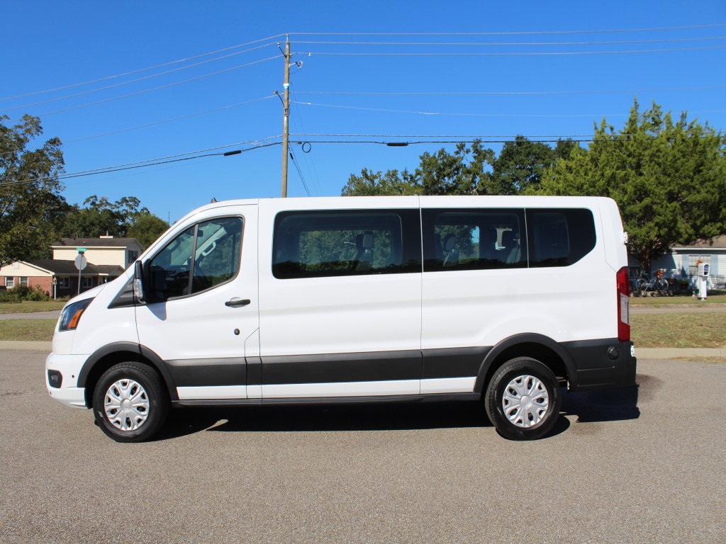 Used 2024 Ford Transit 350 XLT RWD image 9