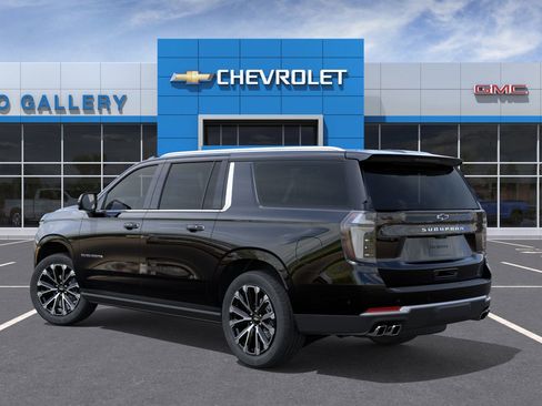New 2026 Chevrolet Suburban High Country image 3