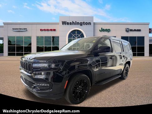 Used 2024 Jeep Wagoneer Series II AWD/4WD image 1