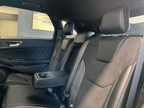 Used 2024 Ford Edge ST image 22
