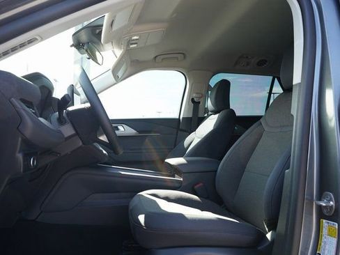 New 2025 Ford Explorer Active image 11