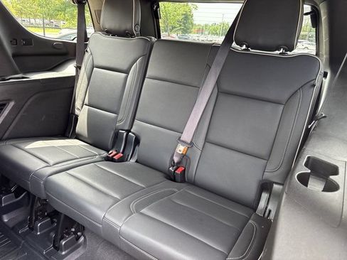 Used 2021 GMC Yukon SLT w/ SLT Premium Package AWD/4WD image 19