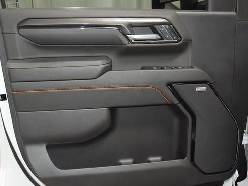 Used 2024 GMC Sierra 2500 AT4 w/ AT4 Premium Plus Package image 51