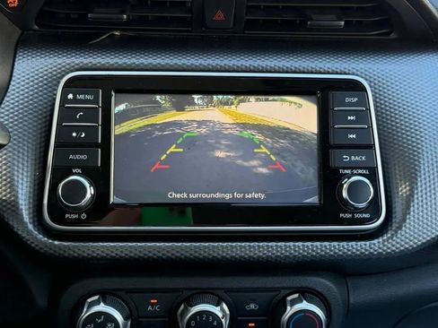 Used 2020 Nissan Kicks S image 10