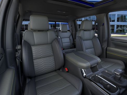 New 2026 Chevrolet Silverado 1500 ZR2 image 16