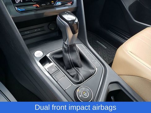 Used 2022 Volkswagen Tiguan SE R-Line AWD/4WD image 24