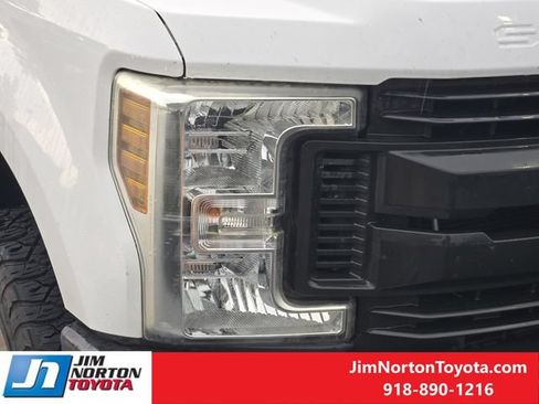 Used 2019 Ford F250 XL w/ Power Equipment Group AWD/4WD image 10