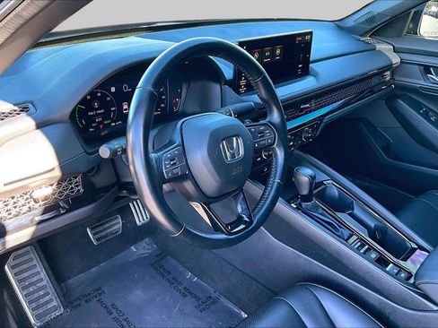 Used 2024 Honda Accord Sport image 17