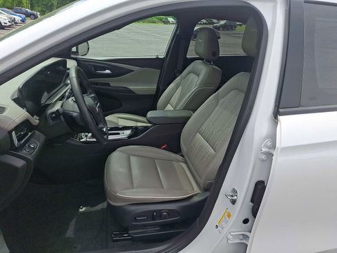 Certified 2024 Buick Envista Sport Touring FWD image 13