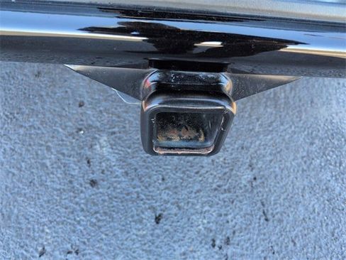 Used 2023 Chevrolet Colorado Trail Boss w/ Technology Package image 12