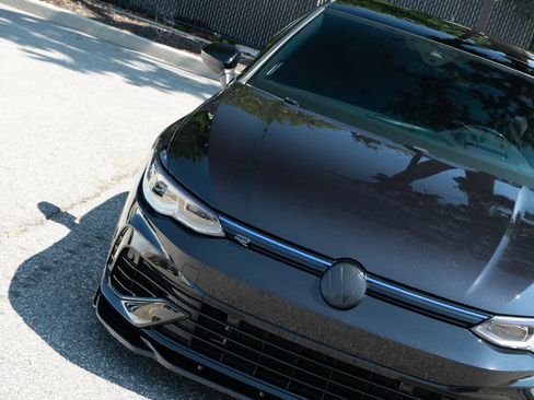 Used 2024 Volkswagen Golf R AWD/4WD image 5