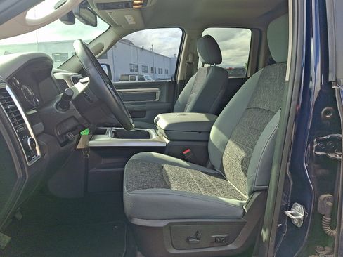 Used 2019 RAM 1500 Big Horn AWD/4WD image 12