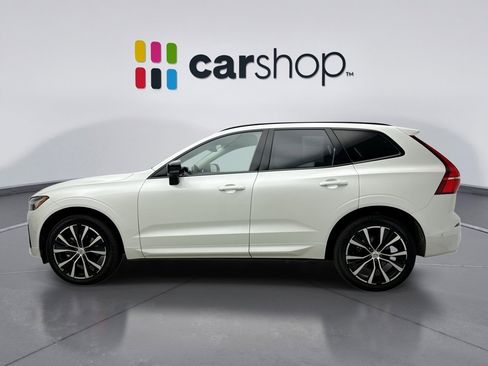Used 2025 Volvo XC60 B5 Plus image 2