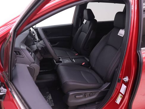 New 2026 Honda Odyssey Sport-L image 4