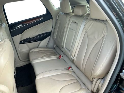 Used 2017 Lincoln MKC Select w/ Select Plus Package FWD image 21
