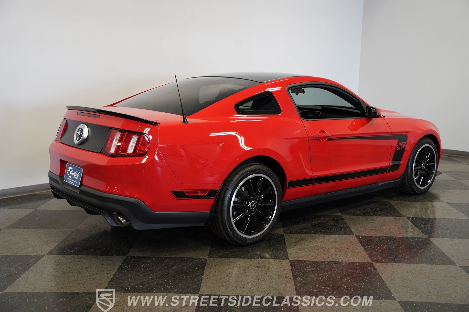 Used 2012 Ford Mustang Boss 302 RWD image 13