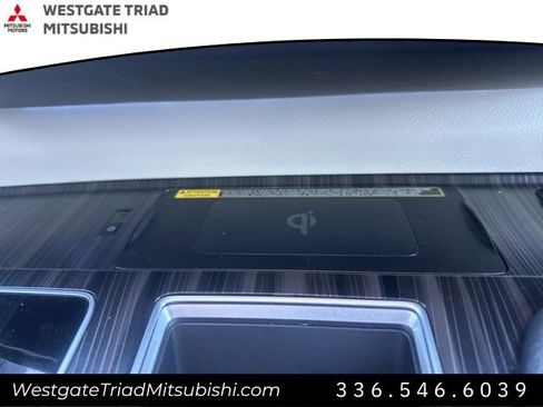 Used 2022 Toyota Sienna Platinum image 24