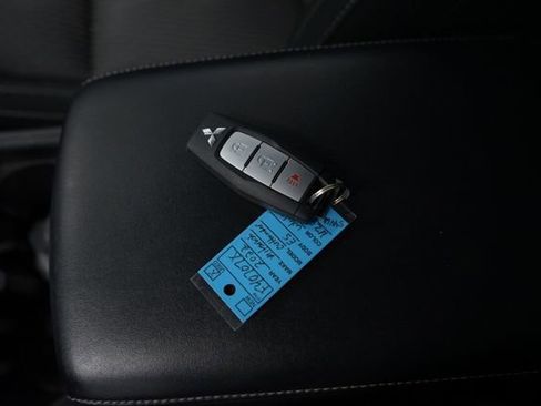 Used 2022 Mitsubishi Outlander ES AWD/4WD image 21