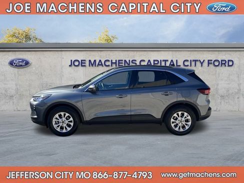 Certified 2023 Ford Escape Active w/ Tech Pack #2 image 5