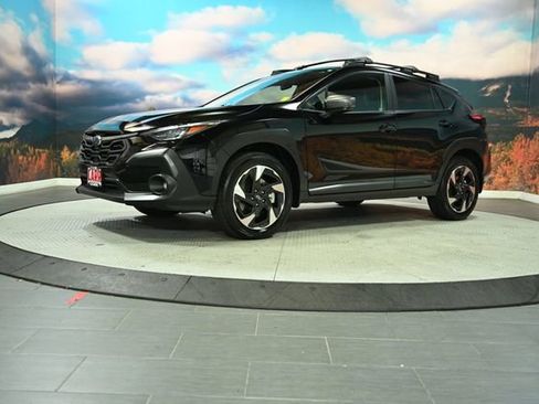 Certified 2025 Subaru Crosstrek 2.5i Limited w/ Popular Package #3A image 4