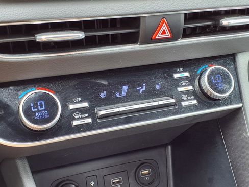 Used 2017 Hyundai Accent SE image 8