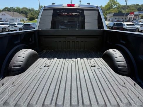 Used 2024 Ford F350 Platinum image 10