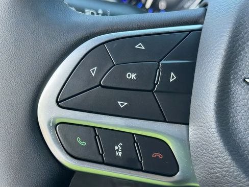 New 2026 Chrysler Voyager LX image 20