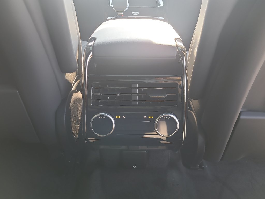 New 2027 Land Rover Range Rover Sport Dynamic SE AWD/4WD image 19