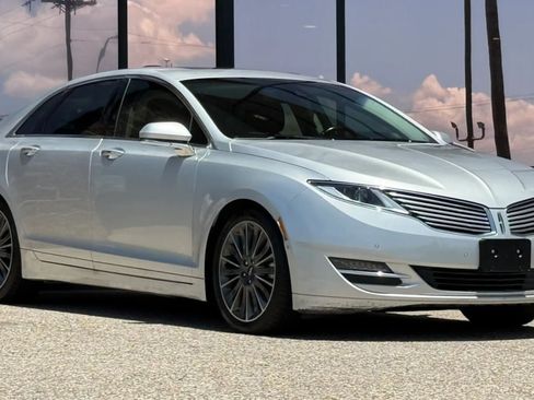 Used 2016 Lincoln MKZ AWD w/ Equipment Group 300A Reserve image 17