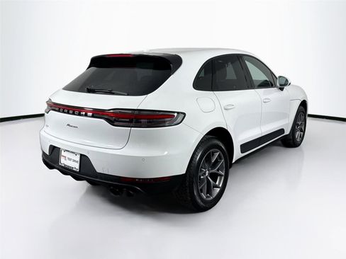 Used 2021 Porsche Macan image 11