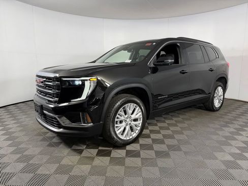 Used 2025 GMC Acadia Elevation w/ Elevation Premium Package image 3