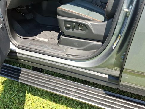 New 2026 GMC Yukon AT4 w/ AT4 Premium Plus Package AWD/4WD image 12