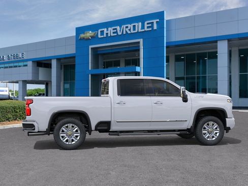 New 2026 Chevrolet Silverado 2500 High Country w/ Technology Package AWD/4WD image 5