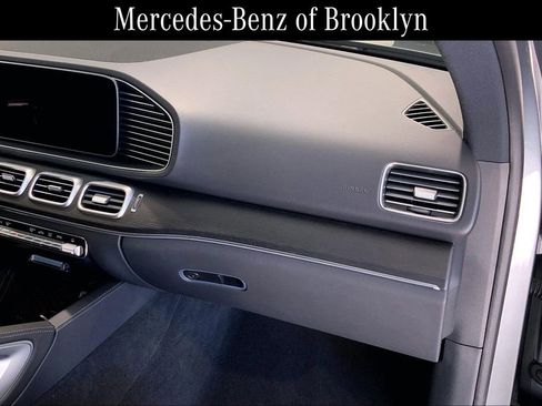 Certified 2025 Mercedes-Benz GLE 350 4MATIC image 18