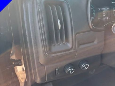Used 2022 GMC Canyon Elevation w/ Elevation Premium Package AWD/4WD image 14