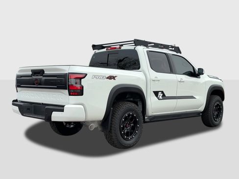 New 2025 Nissan Frontier PRO-4X image 6