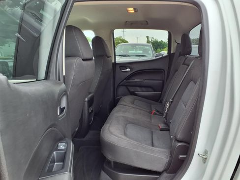 Used 2019 Chevrolet Colorado LT AWD/4WD image 11