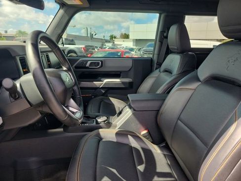 Used 2022 Ford Bronco Badlands w/ Sasquatch Package image 13